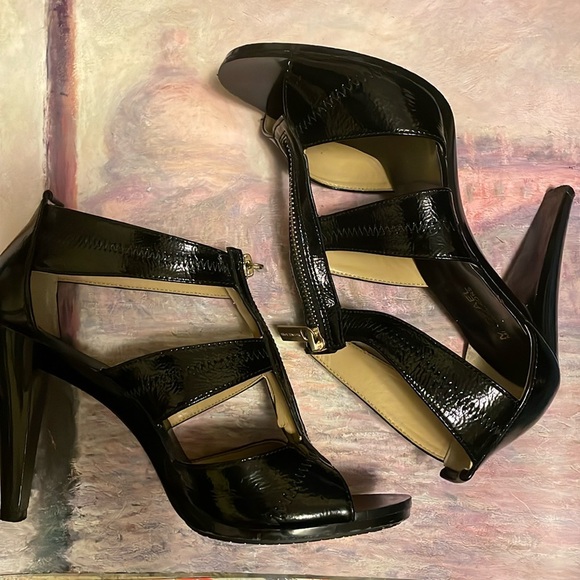 MICHAEL Michael Kors Shoes - Michael Michael Kors women’s shoes